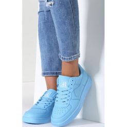 Błękitne Buty Sportowe Water Meloon. Niebieskie buty sportowe damskie vices, bez wzorów, sportowe. Za 59,99 zł.