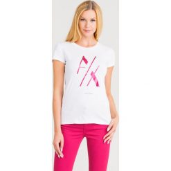 T-SHIRT ARMANI EXCHANGE. Białe t-shirty damskie Armani Exchange, s, z nadrukiem, z bawełny, z okrągłym kołnierzem. Za 125,40 zł.