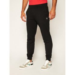 Spodnie dresowe EA7 Emporio Armani 8NPP60 PJ05Z 1200. Czarne jeansy męskie EA7 Emporio Armani, xl, bez wzorów, z bawełny. W wyprzedaży za 399,00 zł.
