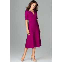 Fuksja Koktajlowa Sukienka Midi z Wycięciem V przy Dekolcie. Czerwone sukienki damskie Molly.pl, na imprezę, s, bez wzorów, eleganckie, bez kołnierzyka, bez rękawów, midi, rozkloszowane. Za 159,90 zł.