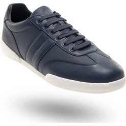 SNEAKERSY Armani Exchange. Niebieskie sneakersy męskie Armani Exchange, na sznurówki. Za 719,00 zł.