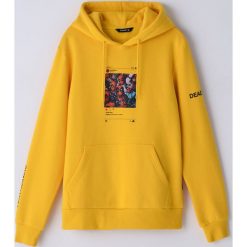 Bluza z kapturem Deadpool - Żółty. Żółte bluzy męskie Cropp, s, bez wzorów, z kapturem, bez rękawów, z kapturem. Za 119,99 zł.