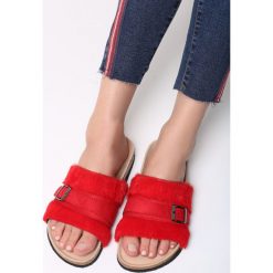 Czerwone Klapki Night With You. Czerwone klapki damskie Born2be, w paski, bez obcasa, na płaskiej podeszwie. Za 59,99 zł.