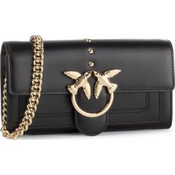 Torebka Pinko Love Wallet Simply C PE 20 PLTT 1P21KV Y5FF. Czerwone torebki klasyczne damskie Pinko, bez wzorów, wizytowe, bez dodatków. W wyprzedaży za 469,00 zł.