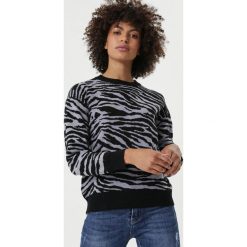 Jasnofioletowy Sweter Travancore. Fioletowe swetry damskie Born2be, s, bez wzorów, prążkowane, bez rękawów, długie, bez kaptura. Za 89,99 zł.