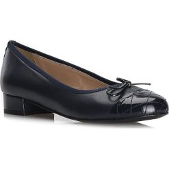 Buty damskie. Czarne baleriny damskie Wittchen, bez wzorów, ze skóry, klasyczne, bez obcasa. W wyprzedaży za 212,41 zł.