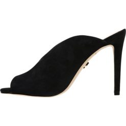 Chodaki damskie: Kurt Geiger BERWICK Klapki black