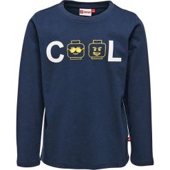 Koszulka "Thomas 311" w kolorze granatowym. Niebieskie t-shirty chłopięce marki LEGO Wear, z aplikacjami, z bawełny, z długim rękawem. W wyprzedaży za 45,95 zł.