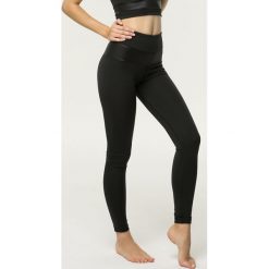 Cardio Bunny - Legginsy Paris. Czarne spodnie damskie Cardio Bunny, l, bez wzorów, z elastanu. W wyprzedaży za 119,90 zł.