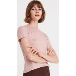 T-shirt z melanzowej dzianiny - Różowy. Różowe t-shirty damskie Reserved, s, bez wzorów, z dzianiny, bez kołnierzyka. Za 39,99 zł.