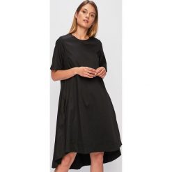 Answear - Sukienka. Sukienki damskie ANSWEAR. Za 149,90 zł.