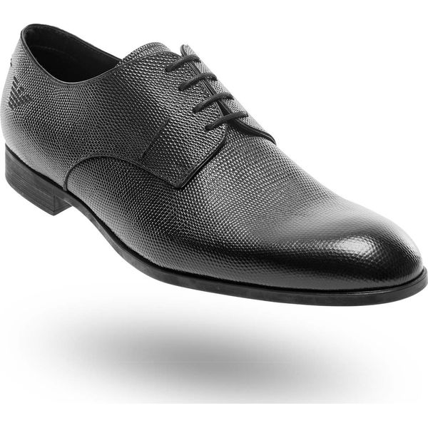 PÓŁBUTY Emporio Armani. Czarne półbuty męskie Emporio Armani, bez wzorów, ze skóry, na sznurówki. Za 983,00 zł.