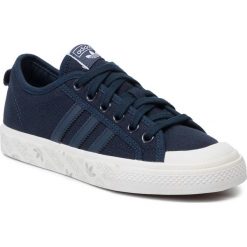 Buty adidas - Nizza EE5603 Conavy/Conavy/Gretwo. Niebieskie buty sportowe damskie Adidas, na co dzień, bez wzorów, ze skóry, bez obcasa, bez zapięcia. Za 279,00 zł.