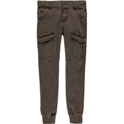 Mek - Spodnie dziecięce 128-170 cm. Szare spodnie chłopięce Mek, bez wzorów, z elastanu, casualowe. W wyprzedaży za 149,90 zł.