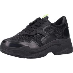 Sneakersy w kolorze czarnym. Czarne trampki i tenisówki damskie Tamaris, Caprice, Marco Tozzi, s.Oliver, bez wzorów, na sznurówki. W wyprzedaży za 175,95 zł.