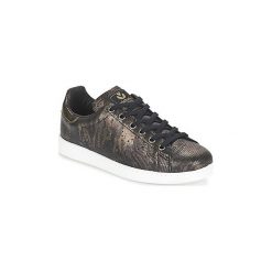 Buty Victoria DEPORTIVO MANTARRAYA PU. Żółte trampki i tenisówki damskie Victoria, bez wzorów, bez zapięcia. Za 223,20 zł.