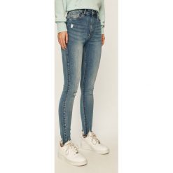 Tally Weijl - Jeansy Smart. Niebieskie jeansy damskie TALLY WEIJL, bez wzorów, z elastanu, z podwyższonym stanem. Za 99,90 zł.