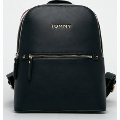 Tommy Hilfiger - Plecak. Niebieskie plecaki damskie TOMMY HILFIGER, bez wzorów, ze skóry ekologicznej. Za 599,90 zł.