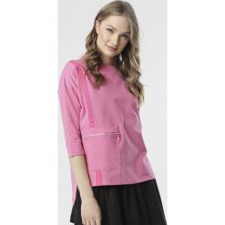 Fuksjowa Bluzka Amarith. Bluzki damskie Born2be, xl, bez wzorów, bez kołnierzyka, bez rękawów. W wyprzedaży za 64,99 zł.