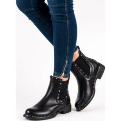 Rockowe botki sztyblety ALEXANDRIA. Czarne sztyblety damskie marki ERYNN. Za 139,00 zł.