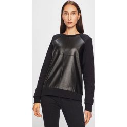Trussardi Jeans - Bluza. Czarne bluzy damskie Trussardi Jeans, z elastanu, bez kaptura. W wyprzedaży za 269,90 zł.