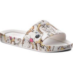 Klapki MELISSA - Mel Beach Slide 3DB Inf 32417 White/Beige/Pink 53299. Białe sandały dziewczęce Melissa, z tworzywa sztucznego, bez zapięcia. W wyprzedaży za 189,00 zł.