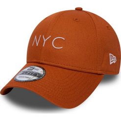 New Era - Czapka. Pomarańczowe czapki męskie New Era, bez wzorów, z bawełny. W wyprzedaży za 69,90 zł.