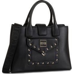 Torebka VERSACE JEANS COUTURE - E1VUBBE2 40296 899. Czarne torebki klasyczne damskie Versace Jeans Couture, bez wzorów, z jeansu, klasyczne, bez dodatków. Za 849,00 zł.