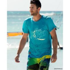 T-shirt ON THE WAVE. Szare t-shirty męskie Pakamera, m, bez wzorów, klasyczne, z klasycznym kołnierzykiem. Za 129,00 zł.