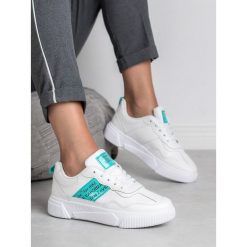 SPORTOWE OBUWIE DAMSKIE. Buty sportowe damskie AX BOXING, bez wzorów, ze skóry ekologicznej, sportowe. Za 96,90 zł.