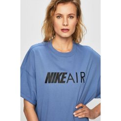 Nike - Top. Topy damskie Nike, s, z nadrukiem, z bawełny, z okrągłym kołnierzem. Za 199,90 zł.