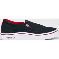 Tommy Hilfiger - Tenisówki Lightweight Slip On Sneaker. Niebieskie trampki męskie TOMMY HILFIGER, bez wzorów, z gumy, bez zapięcia. W wyprzedaży za 279,90 zł.