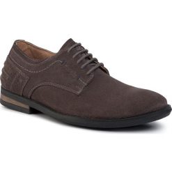 Półbuty WRANGLER - Blake Derby Suede WM92083A Anthracite 096. Szare półbuty męskie Wrangler, na co dzień, bez wzorów, z zamszu, bez zapięcia. W wyprzedaży za 239,00 zł.