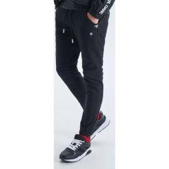 Spodnie slim jogger - Czarny. Czarne spodnie męskie Cropp, m, bez wzorów. Za 119,99 zł.