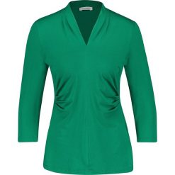 Koszulka w kolorze zielonym. Zielone koszulki damskie Gerry Weber, bez wzorów, bez kołnierzyka, bez rękawów. W wyprzedaży za 69,95 zł.