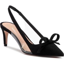 Sandały RED VALENTINO - RQ2S0C04 Nero 0NO. Czarne klapki damskie Red Valentino, bez wzorów, ze skóry, bez obcasa, na obcasie. W wyprzedaży za 759,00 zł.