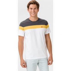 Levi's Original Koszulka Biały. Białe podkoszulki męskie Levi's®, s, bez wzorów, z bawełny, bez kołnierzyka, krótkie. Za 102,95 zł.