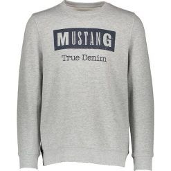 Bluza "Ben" w kolorze szarym. Szare bluzy męskie Mustang Men, xxl, z nadrukiem, z okrągłym kołnierzem, bez rękawów, bez kaptura. W wyprzedaży za 109,95 zł.