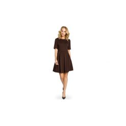 Sukienki Moe M018 Elegancka sukienka z kontrafałdą. Pomarańczowe sukienki damskie Moe, s, bez wzorów, eleganckie, bez kołnierzyka, bez rękawów. Za 99,00 zł.