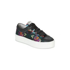 Buty Replay VANILLA. Czarne trampki i tenisówki damskie marki Replay, bez wzorów, bez zapięcia. Za 351,20 zł.