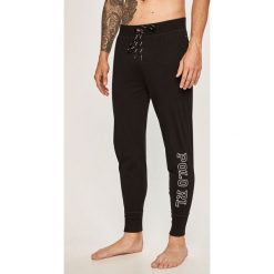 Polo Ralph Lauren - Spodnie piżamowe. Czarne piżamy męskie Polo Ralph Lauren, s, bez wzorów, z bawełny. W wyprzedaży za 219,90 zł.