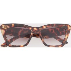 Okulary przeciwsłoneczne - Brązowy. Pomarańczowe okulary przeciwsłoneczne damskie marki Reserved. Za 49,99 zł.