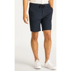 Szorty materiałowe Lee Drawstring L73ULB21. Niebieskie spodenki i szorty męskie Lee, m, bez wzorów, z elastanu. Za 249,00 zł.