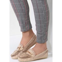 Beżowe Mokasyny Fulfillment. Brązowe mokasyny damskie TULLO, w paski, bez obcasa, na płaskiej podeszwie, z paskami. Za 39,99 zł.