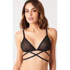 Biustonosze bardotka: NA-KD Lingerie Siateczkowy biustonosz z paseczkami – Black