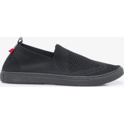 Big Star - Tenisówki. Czarne trampki i tenisówki damskie BIG STAR, bez wzorów, z materiału, bez zapięcia. W wyprzedaży za 59,90 zł.