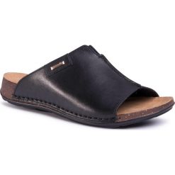 Klapki GO SOFT - WI21-CORSA-02 Black. Czarne klapki damskie GO SOFT, bez wzorów, ze skóry, bez obcasa. Za 99,99 zł.