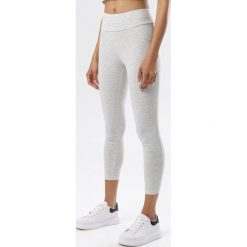 Jasnoszare Legginsy Lailure. Szare legginsy damskie Born2be, s, bez wzorów. W wyprzedaży za 59,99 zł.