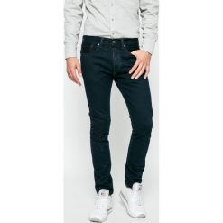 Levi's - Jeansy 501. Niebieskie jeansy męskie marki Levi's®. W wyprzedaży za 239,90 zł.