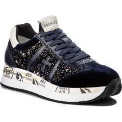 Sneakersy PREMIATA - Conny 3364 Granatowy. Niebieskie półbuty damskie marki Premiata, bez wzorów, ze skóry ekologicznej, bez obcasa, na sznurówki. W wyprzedaży za 569,00 zł.